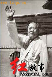 1966�꣬ë�����人���γ���
