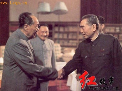 1974�꣬ë�󶫺��ܶ��������Ϻ���Ӿ�ؿ����������֡���Ϊ��Сƽ
