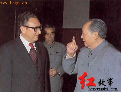 1973��2��17�գ�ë�󶫡��ܶ������������ͳ���Ұ�ȫ�������������񡣻�����1971��7�������ܷû���Ϊ����ɷ����й�����׼����