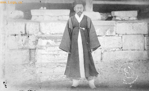 韩国开国皇帝和他的官员们_历史千年