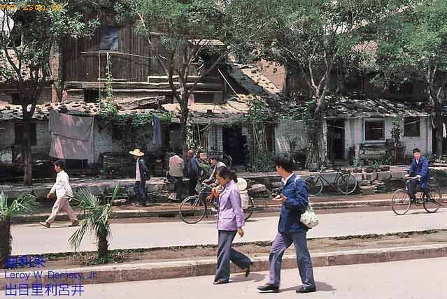 ���⾵ͷ�µ�83������