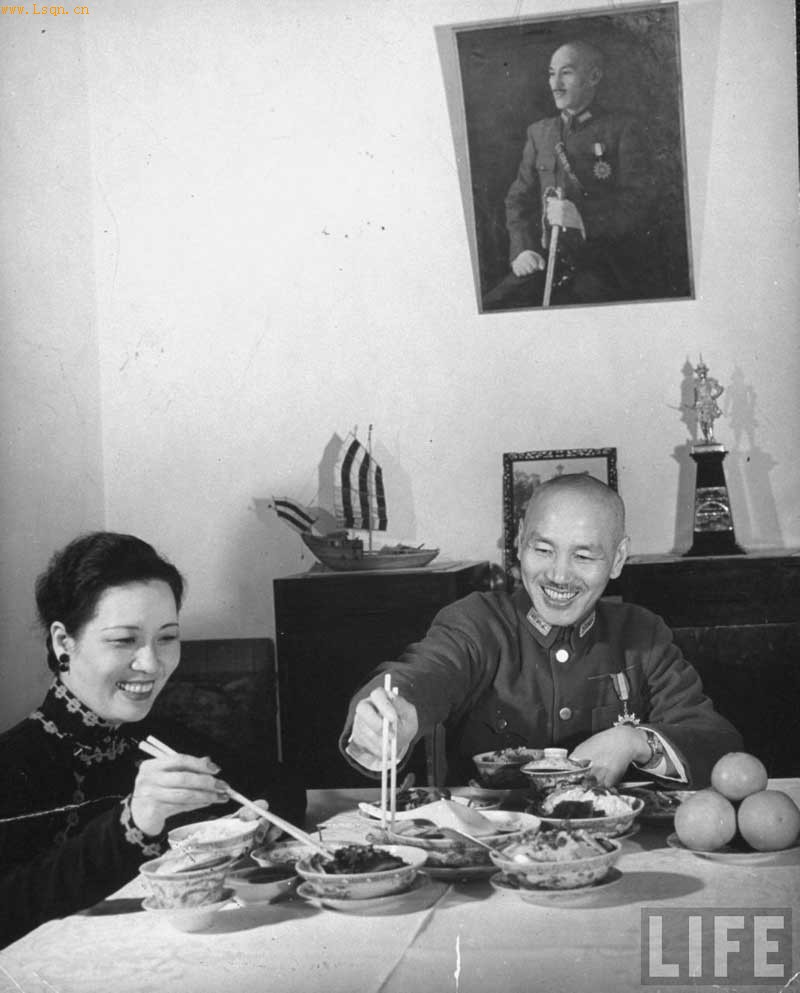 ���Ľ���ʯ������������