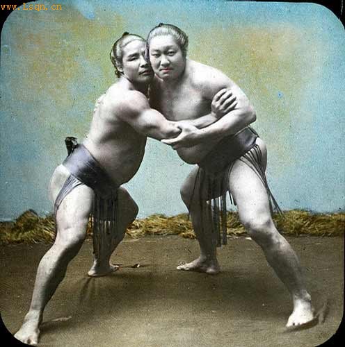 ����ǰ�ձ�����ʵ��ɫ��