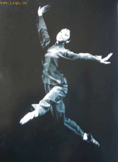 58���ձ����й��ݰ�ëŮ