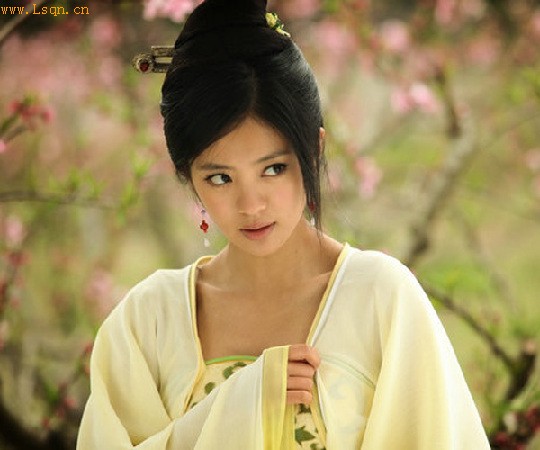 �������μ�Ů�����ʹ�PK