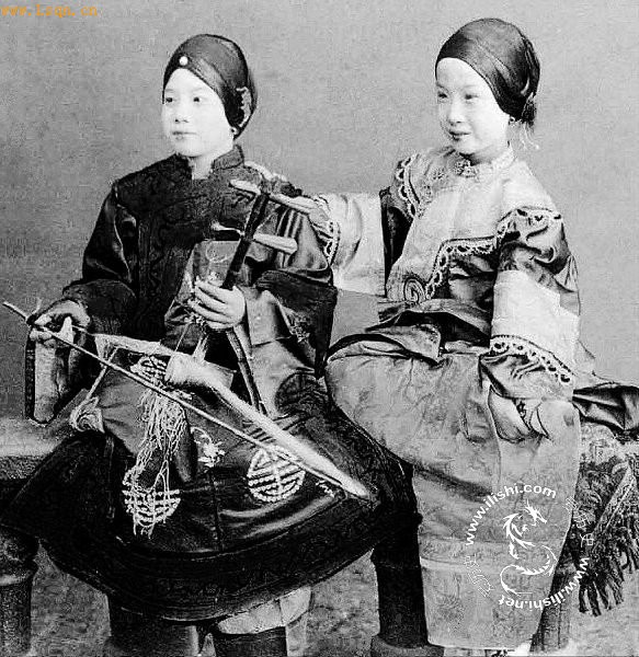 中国女性最大的毒害:<em>三寸金莲</em>_历史千年