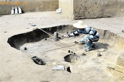 ���ɹ�<span class=zhu>[ע: �ɹ�λ�������в�����½�����ϡ����������й��������������˹���ڡ������͵Ĵ�½�������ɹŹ�ԭ�����ɹŻ򿦶����ɹ�,ԭΪ�й���һ���֡�]</span>���ִ���ʷǰ������ַ ���غ�ɽ���Ļ�