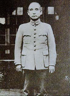 3y17.jpg (25190 bytes)