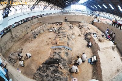 秦俑彩绘湮没黄土 斑斓色彩怎回佣身(组图)