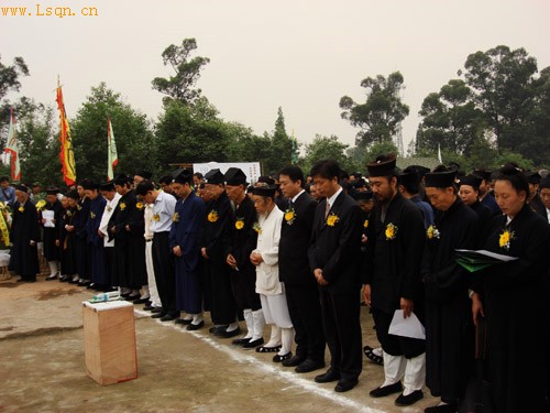 �й����̽�����봨�ش����һ����