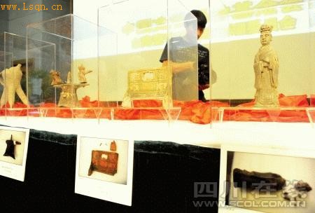 顶级修复专家动手 三星堆文物现出本来面目(1)