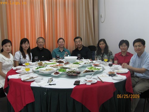 洪光良牧师探访母校金陵协和神学院