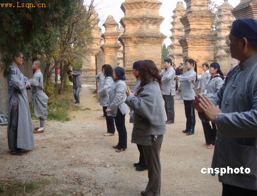 ����   ͼΪ��������ɮ��������ѧԱ����������ϰ�������� �����緢 ������ ��